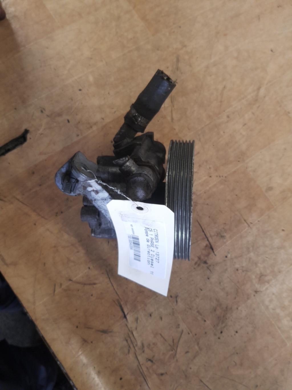 Pompe de direction CITROEN C5 1 PHASE 2 Diesel - 1