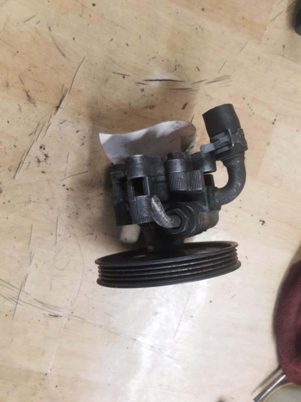 Pompe de direction CHRYSLER VOYAGER 4 PHASE 2 Diesel - 1