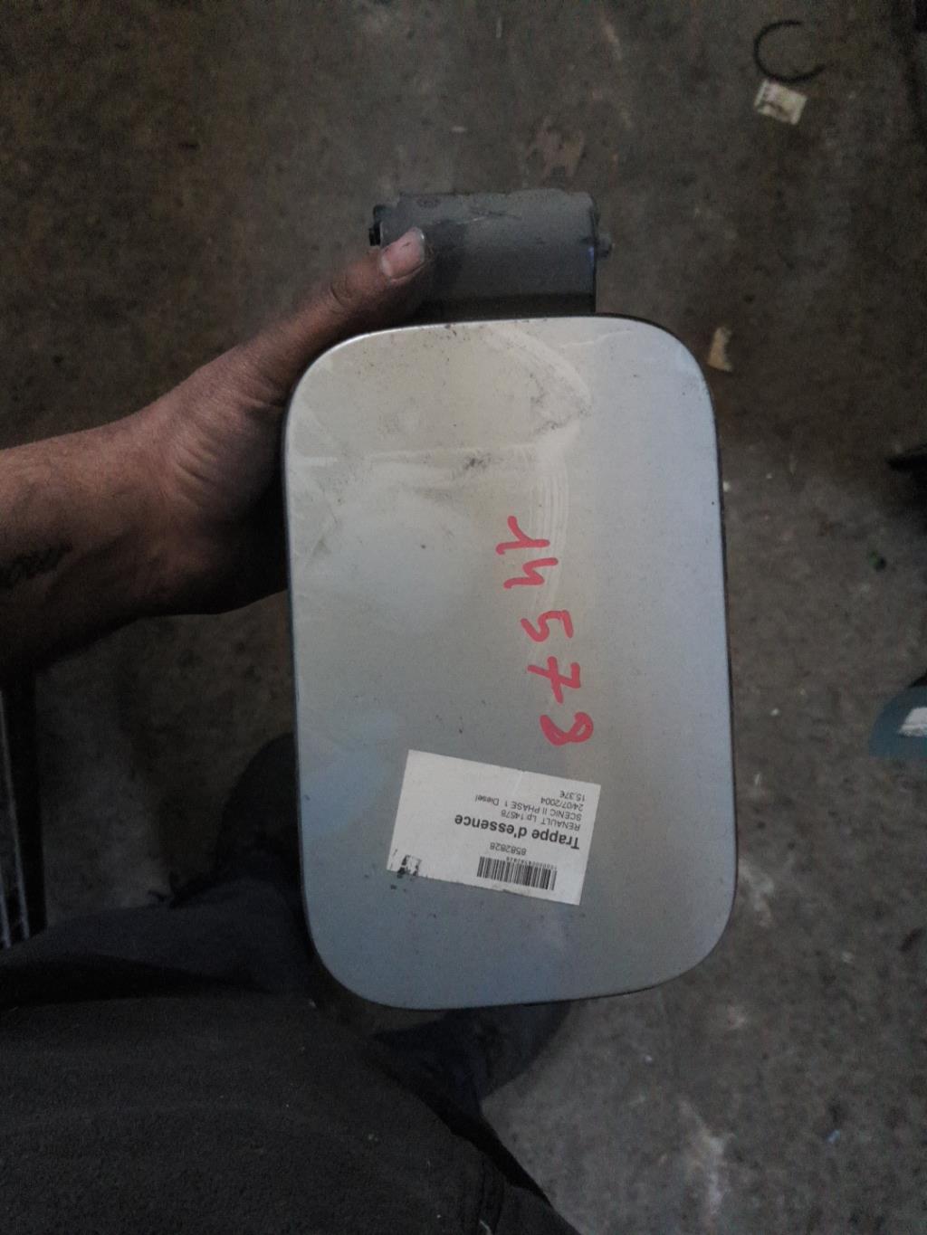 Trappe d'essence RENAULT SCENIC 2 PHASE 1 Diesel - 1