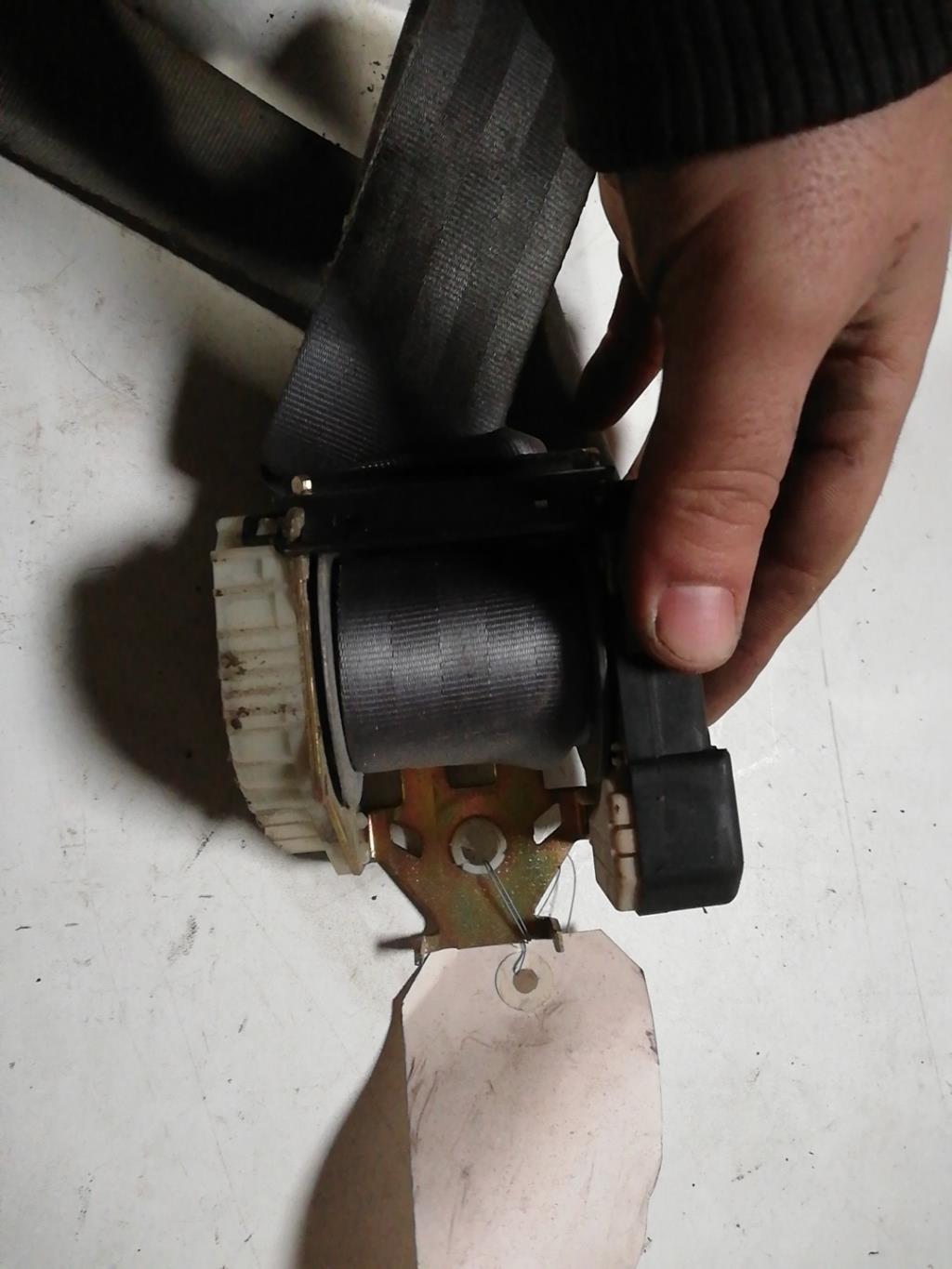 Cintura di sicurezza posteriore sinistra RENAULT CLIO 2 PHASE 1 Gasolina - 1
