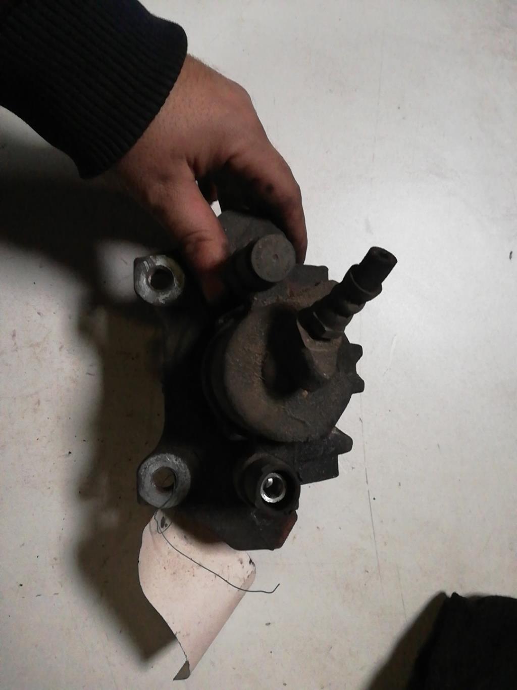 Etrier avant gauche (freinage) RENAULT CLIO 4 PHASE 1 Diesel - 1