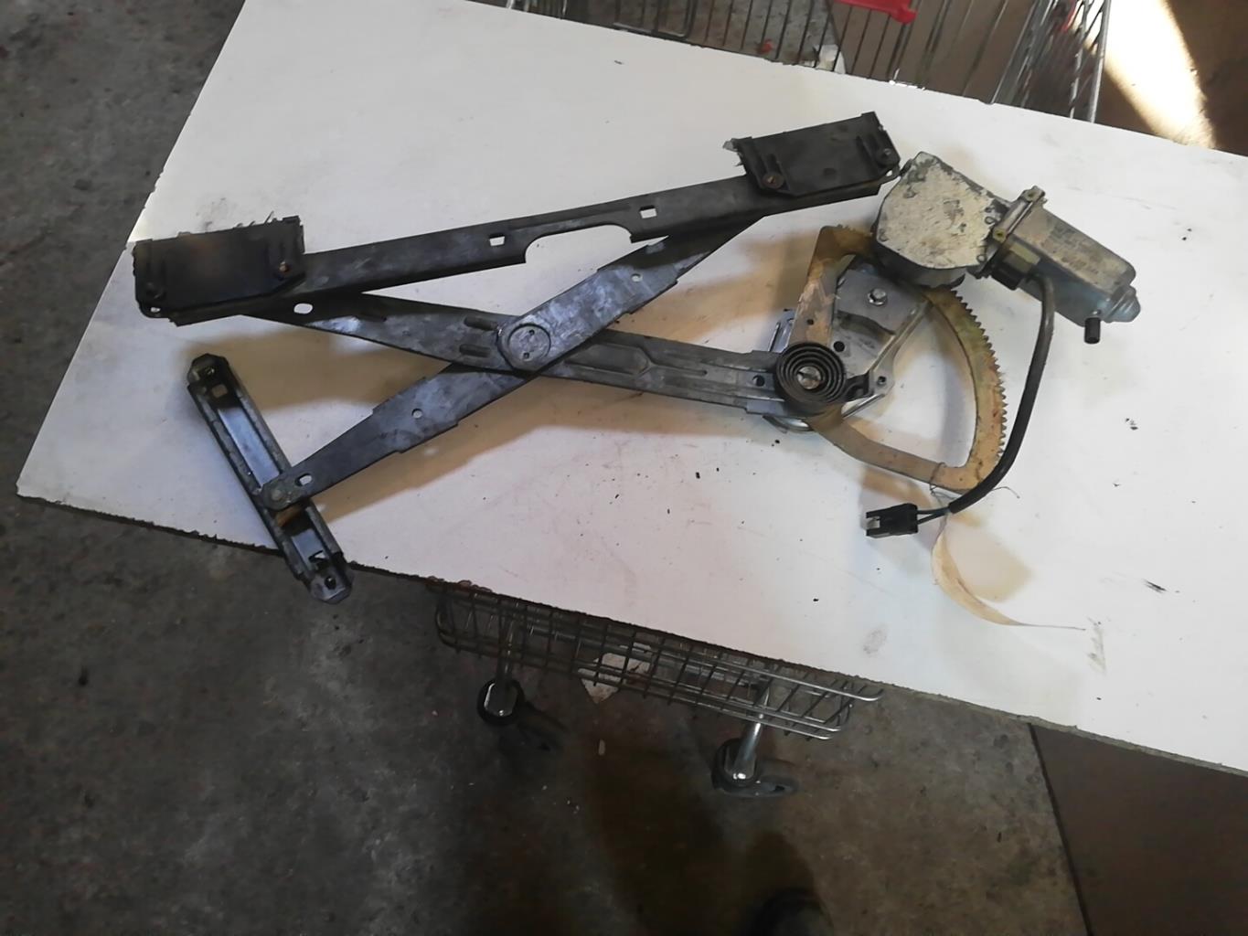 Alzacristalli elettrico anteriore destro FORD SCORPIO 1 PHASE 1 Gasolina - 1