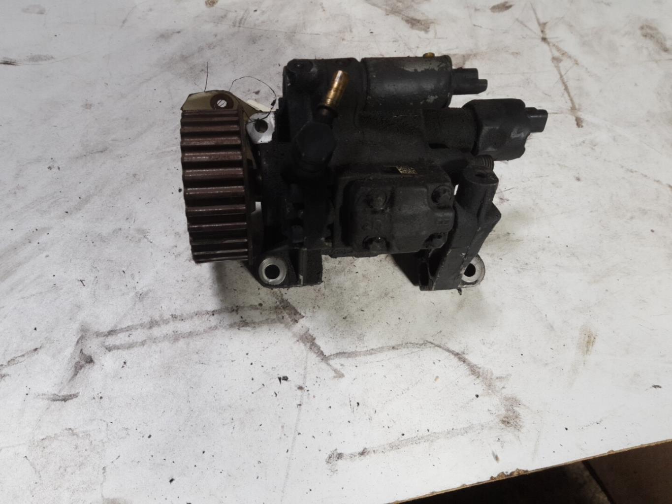 Pompe à injection RENAULT SCENIC 2 PHASE 1 Diesel - 1