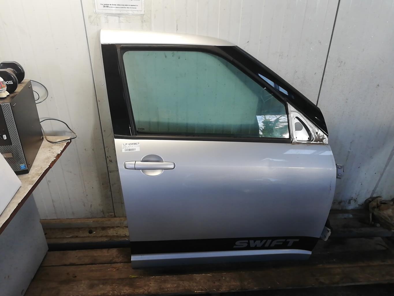 Porte avant droit SUZUKI SWIFT 3 Diesel - 1