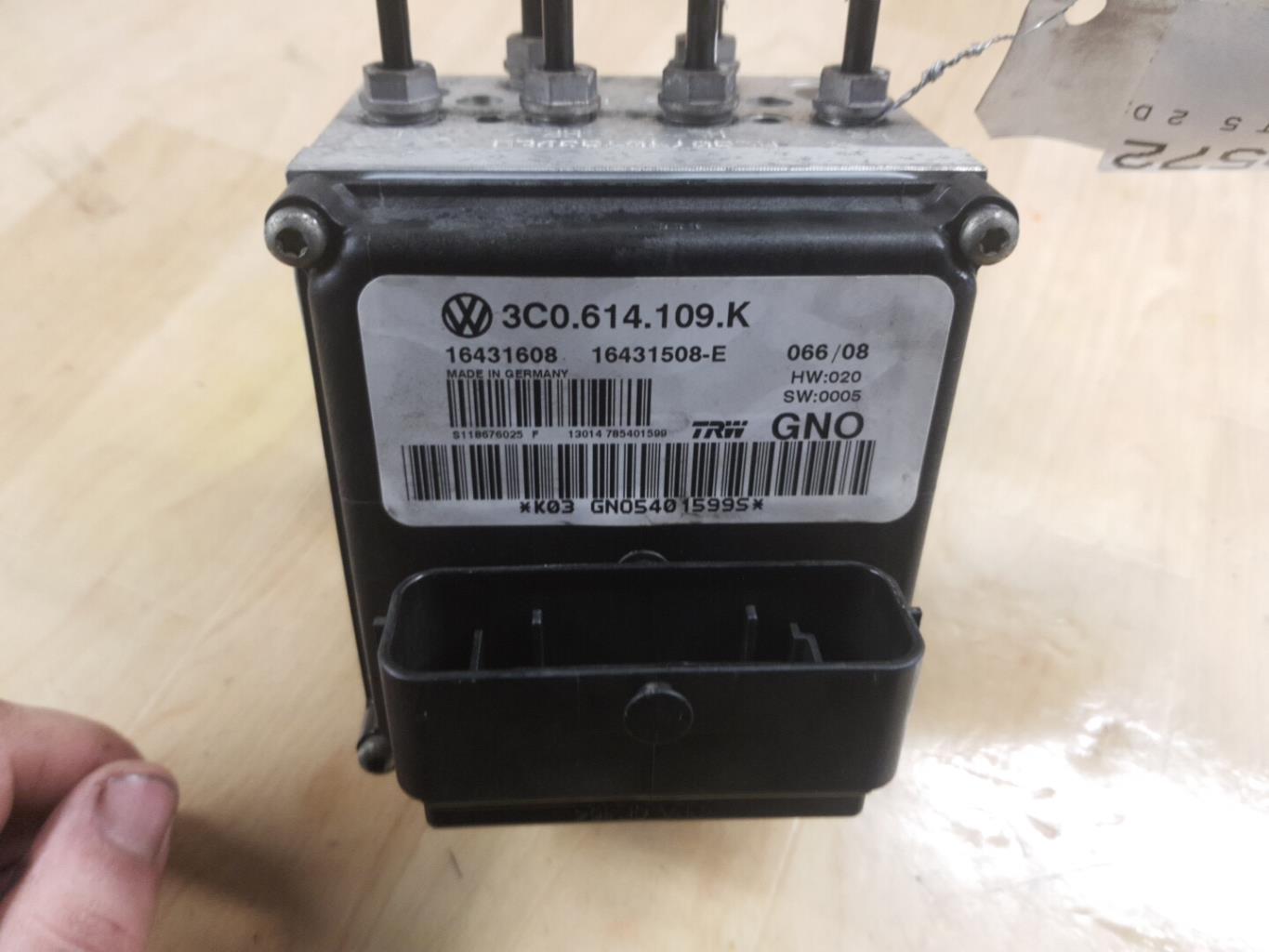 Blocco ABS (antibloccaggio freni) VOLKSWAGEN PASSAT 5 Diésel - 1