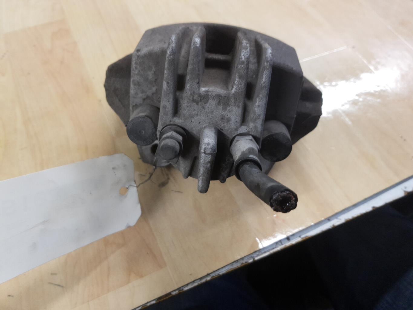 Pinza freni posteriore destra BMW SERIE 5 E60 PHASE 2 Diésel - 1