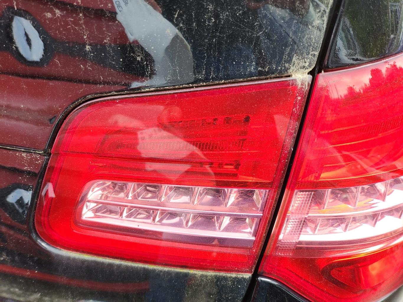 Feu arriere secondaire droit (feux) CITROEN C5 2 Diesel - 1