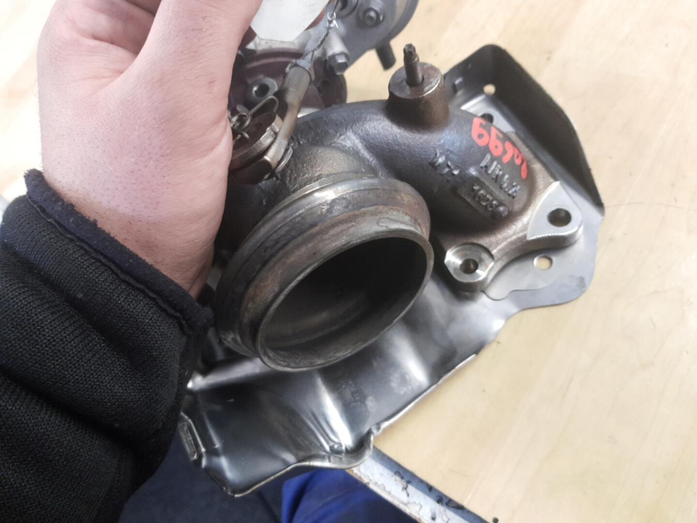 Turbo CITROEN C3 PICASSO PHASE 2 Essence - 1