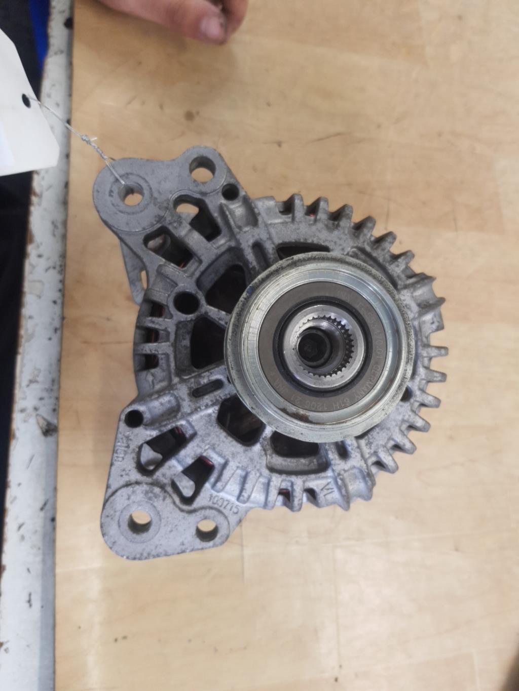 Alternatore SKODA FABIA 2 PHASE 2 Diésel - 1