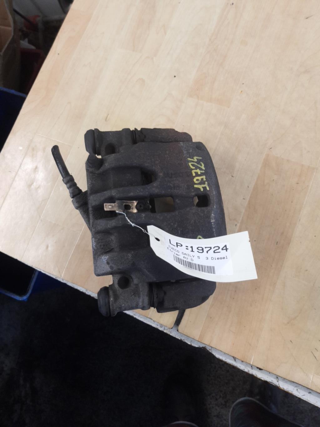 Pinza freni anteriore destra IVECO DAILY 5 Diésel - 1