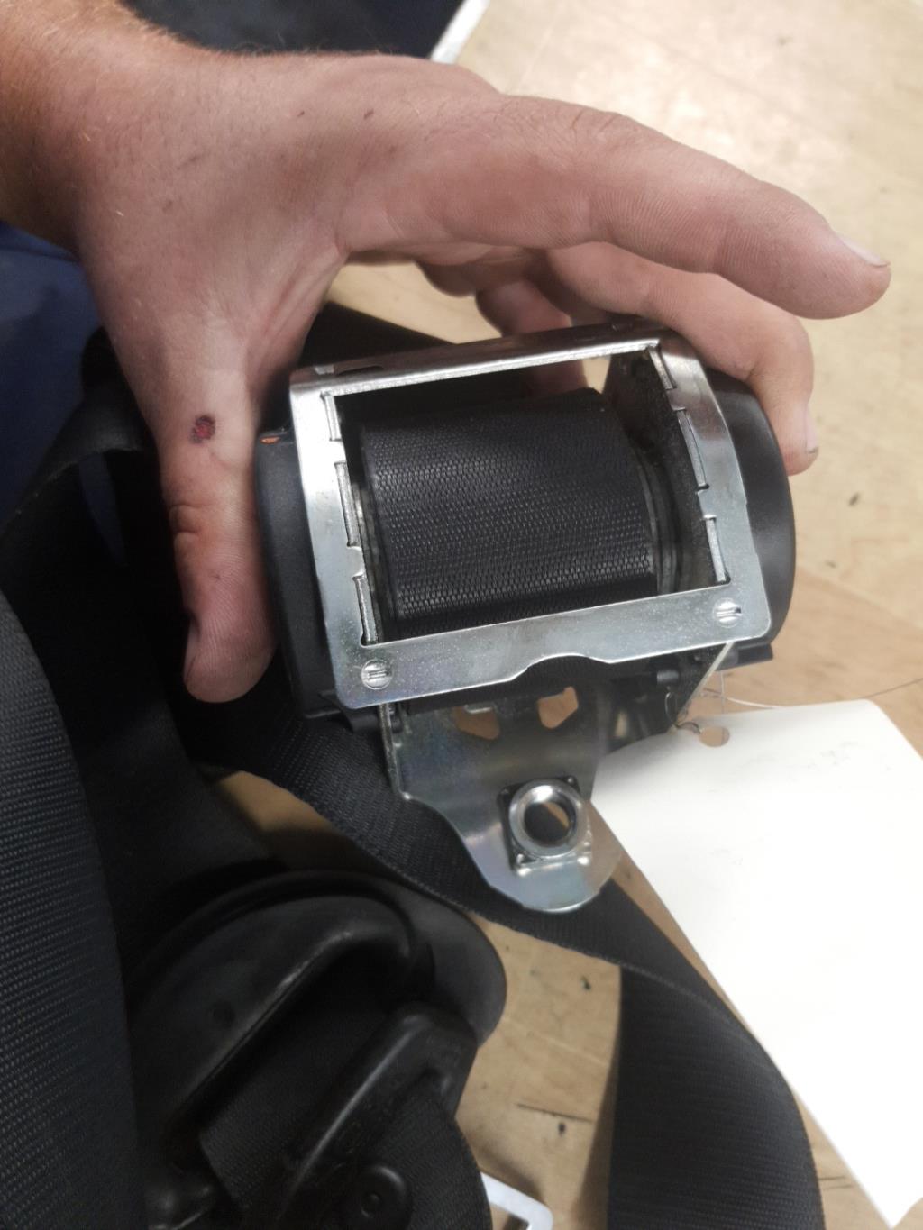 Cintura di sicurezza anteriore destra MINI MINI 2 R56 PHASE 2 Gasolina - 1