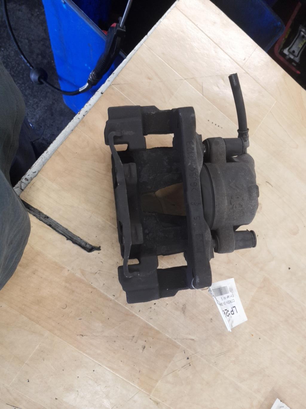 Pinza freni anteriore sinistra CITROEN C4 GRAND PICASSO 2 PHASE 1 Diésel - 1