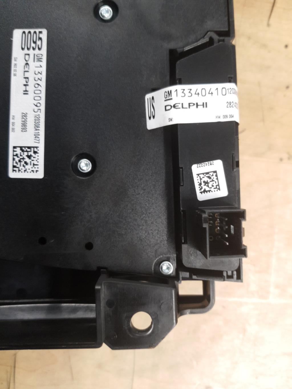 Commande autoradio OPEL ASTRA J PHASE 1 Diesel - 1