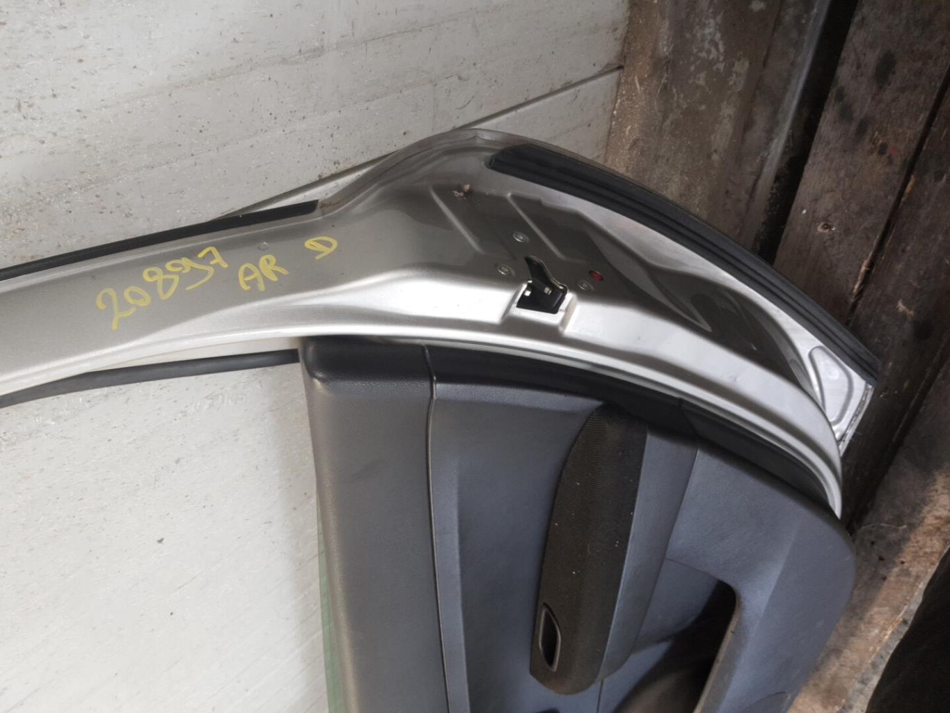 Portiera posteriore destra PEUGEOT 307 PHASE 2 BREAK Diésel - 1