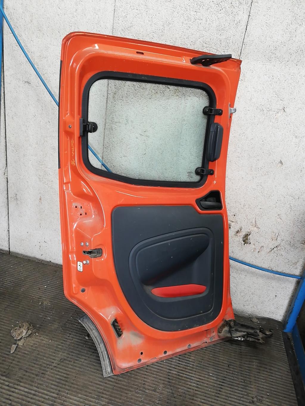 Puerta trasera izquierda CITROEN NEMO Diésel - 1