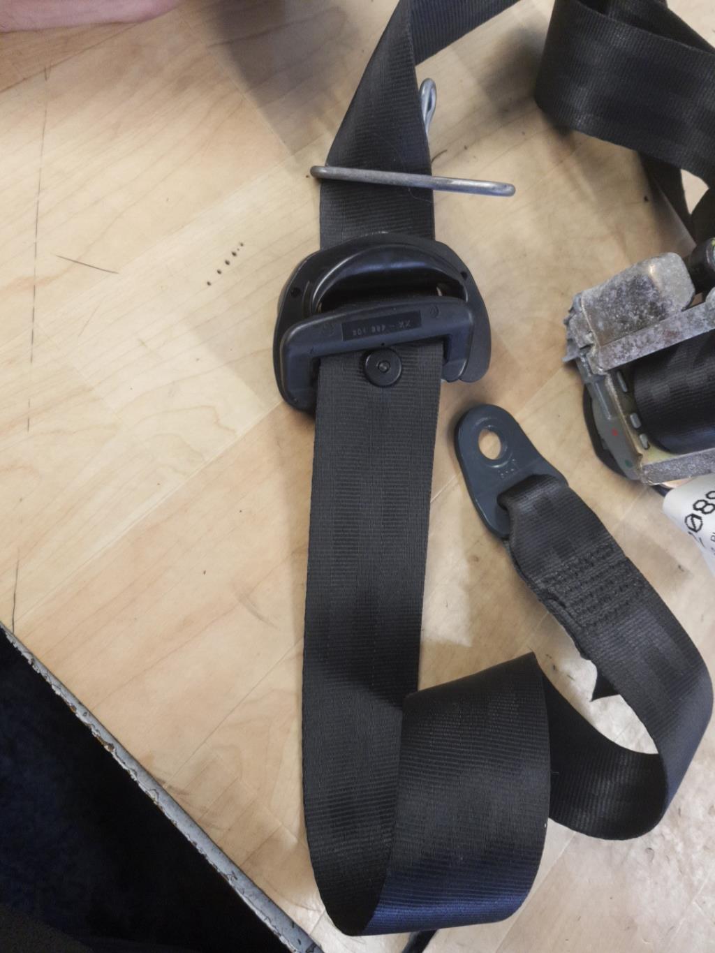 Cintura di sicurezza anteriore destra PEUGEOT 307 PHASE 2 BREAK Diésel - 1