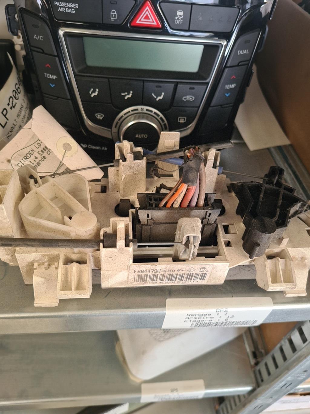 Commande chauffage CITROEN C3 1 PHASE 1 Essence - 1
