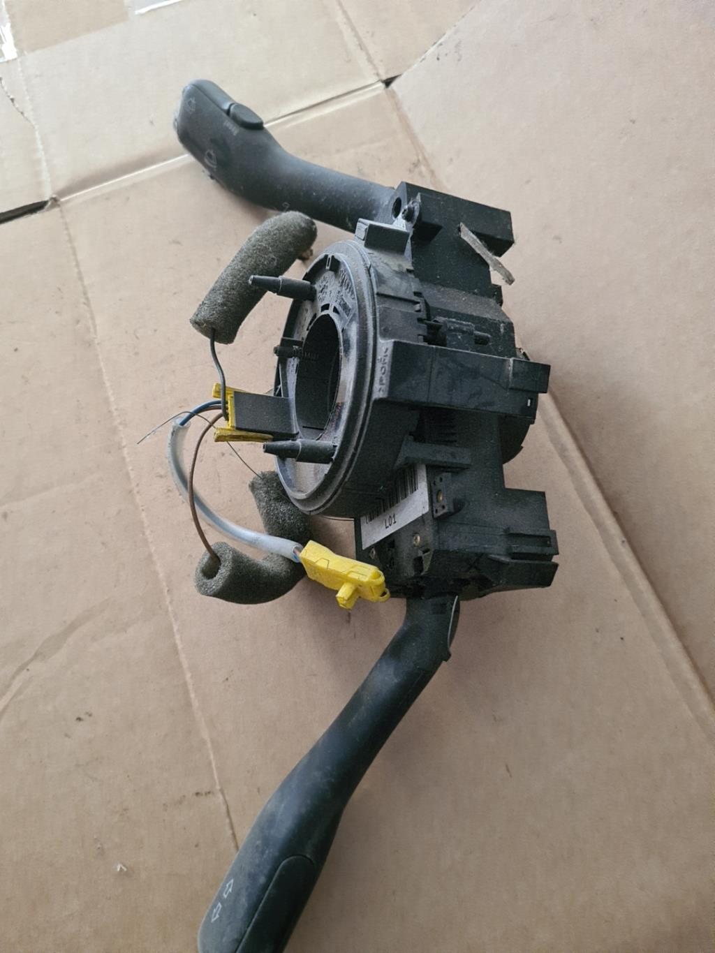 Commodo phare VOLKSWAGEN PASSAT 4 PHASE 1 Diesel - 1