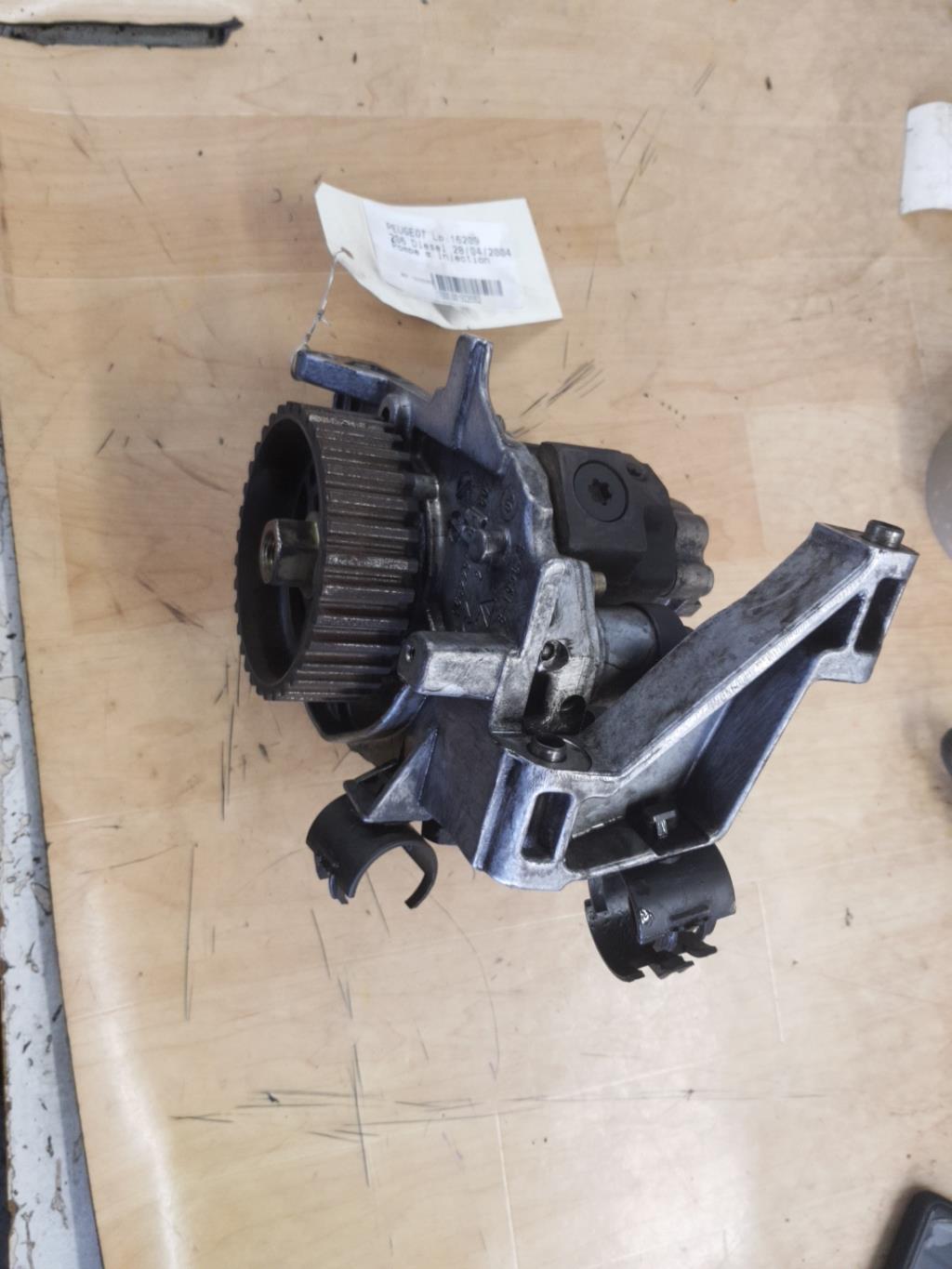 Pompe à injection PEUGEOT 206 PHASE 1 Diesel - 1
