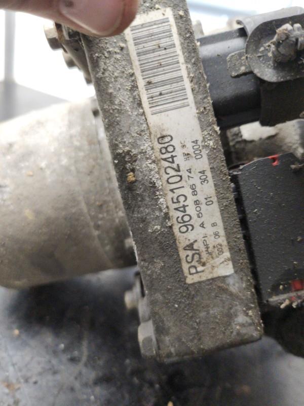 Pompe de direction PEUGEOT 307 PHASE 1 Diesel - 1