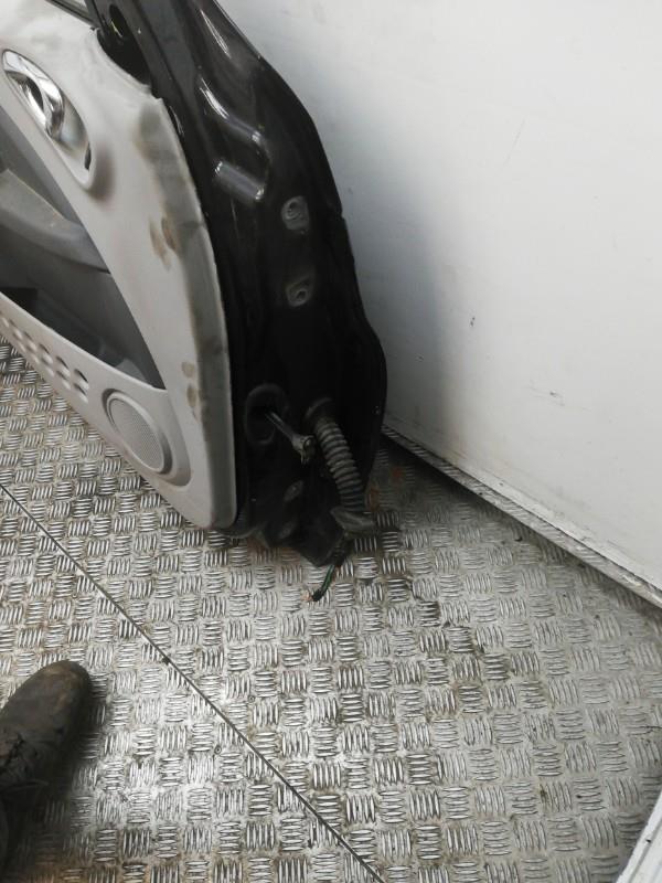 Porte avant gauche CHRYSLER PT CRUISER PHASE 2 BREAK Diesel - 1