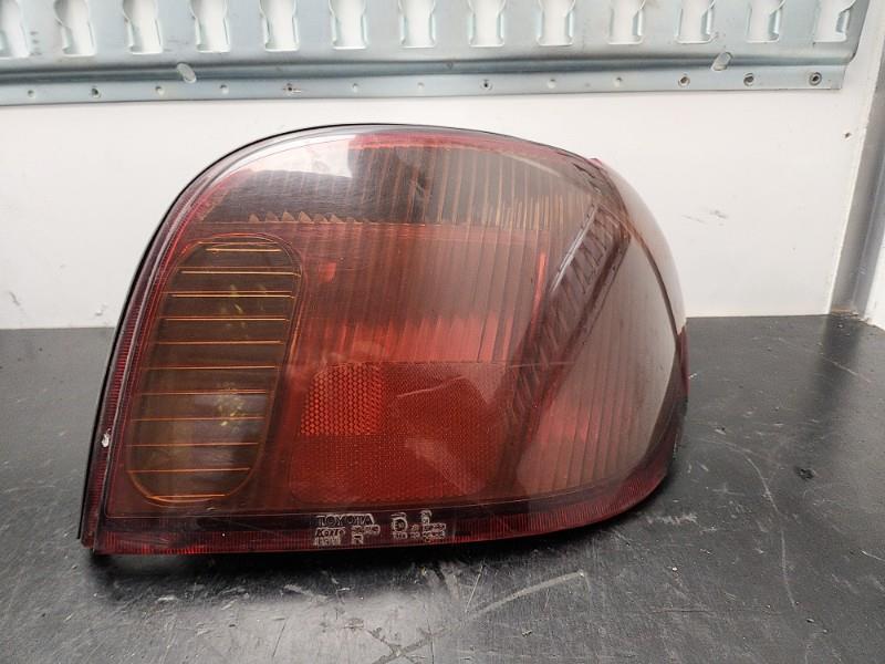Fanale posteriore principale destro (luci) TOYOTA YARIS 1 PHASE 2 Diésel - 1