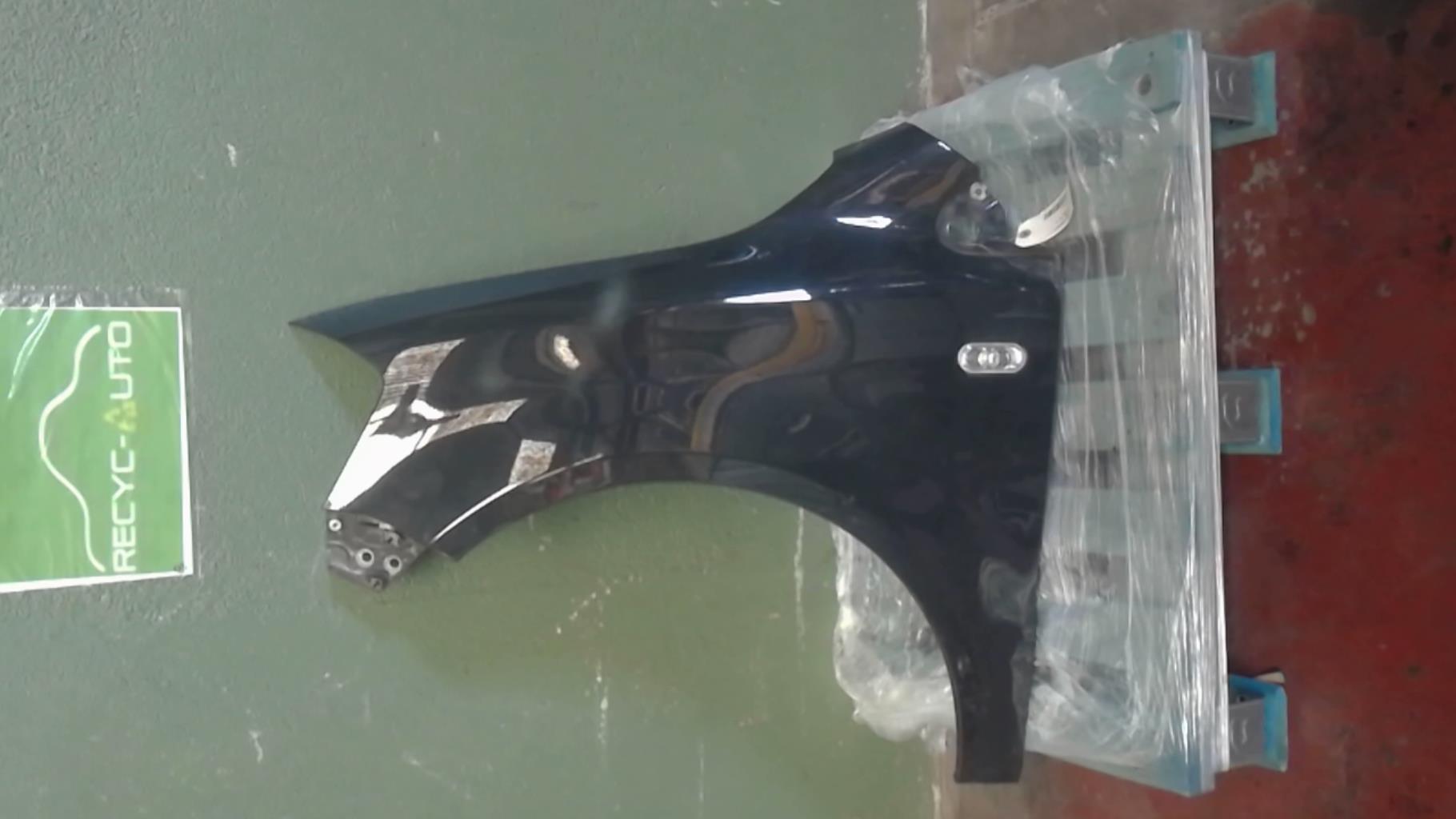 Parafango anteriore sinistro VOLKSWAGEN FOX  - 1