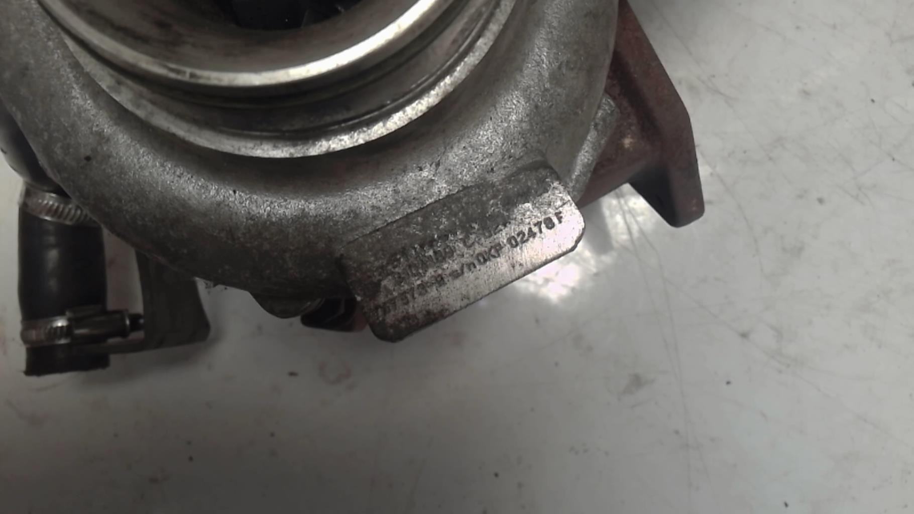Turbo BMW SERIE 1 E81 Diesel - 1