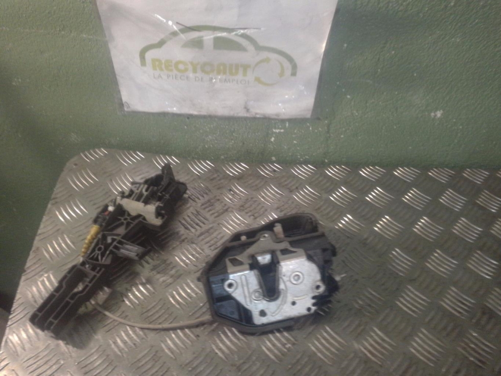 Serrure avant gauche BMW SERIE 1 E87 PHASE 1 Diesel - 1