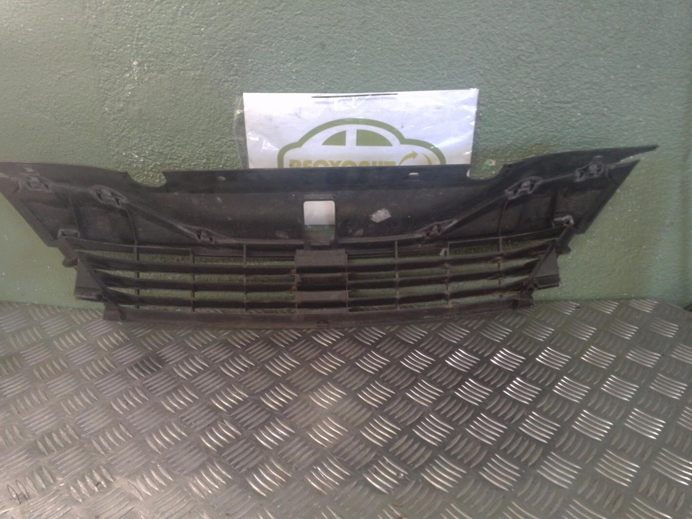 Calandra RENAULT LAGUNA 2  - 1