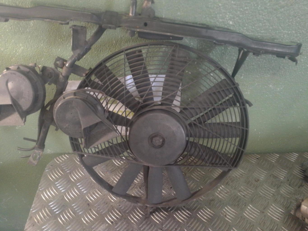 Helice de ventilateur - 39126562 - MERCEDES 200 - 500 W 124