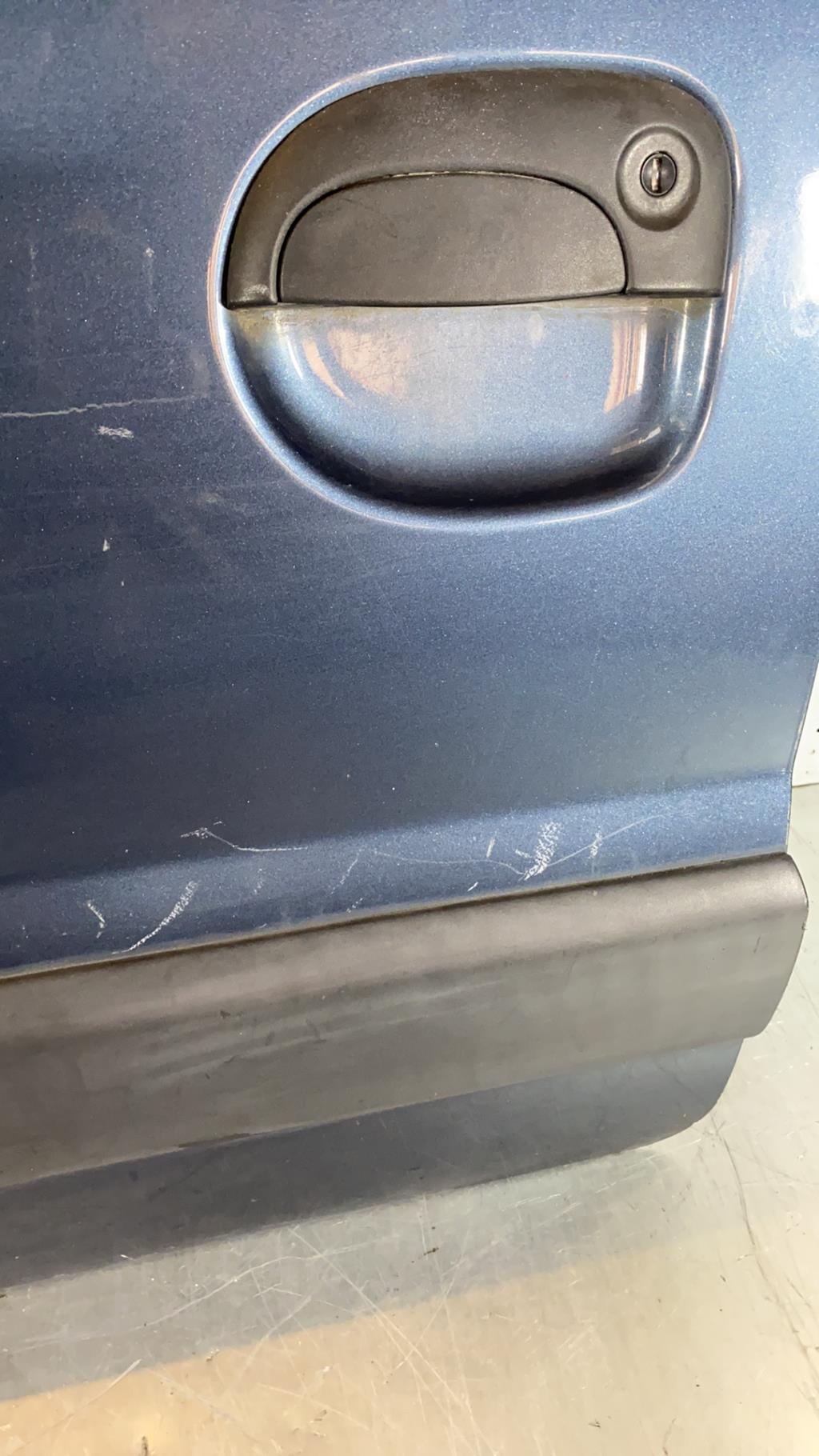 Portiera anteriore sinistra RENAULT KANGOO 1 PHASE 2 Diésel - 1