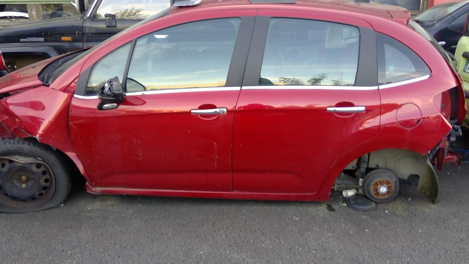 Custode avant gauche (porte) CITROEN C3 2 PHASE 2 Essence - 1
