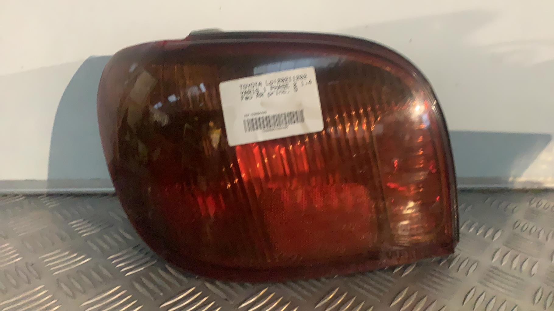 Fanale posteriore principale sinistro (luci) TOYOTA YARIS 1 PHASE 2 Diésel - 1