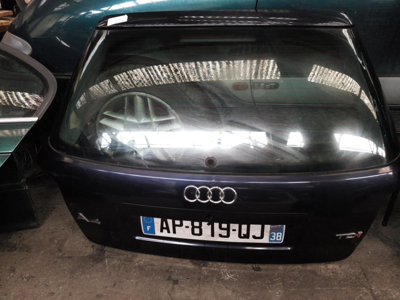 Portabagagli/Portellone posteriore AUDI A4 3 PHASE 1 Diésel - 1