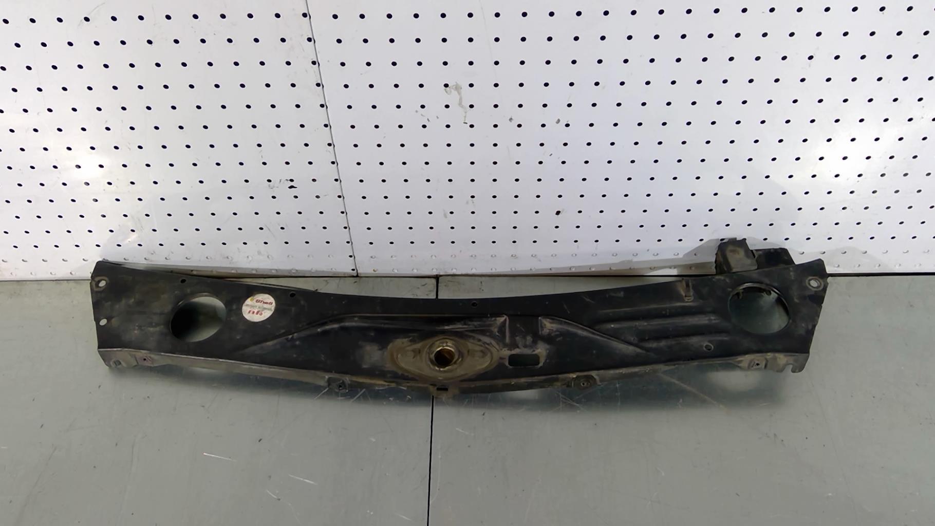 Traverse superieure - 49509803 - PEUGEOT 205 PHASE 2
