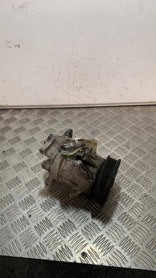 Miniature 4