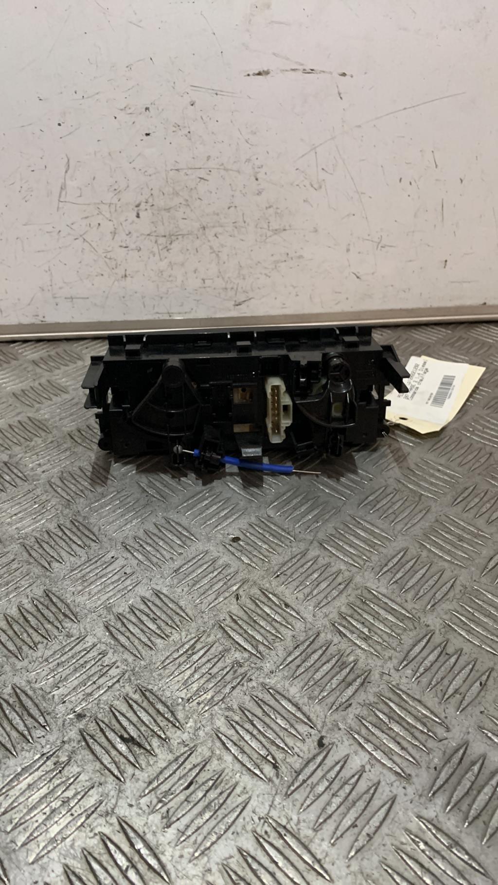 Commande chauffage PEUGEOT 207 PHASE 2 Diesel - 1