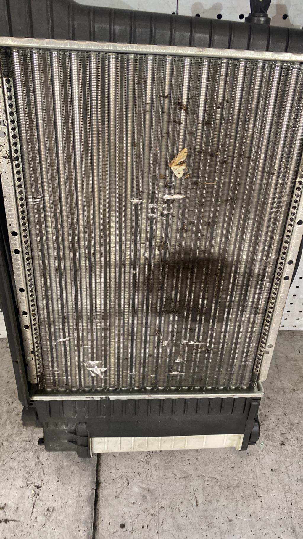 Radiateur eau BMW SERIE 3 E36 Essence - 1