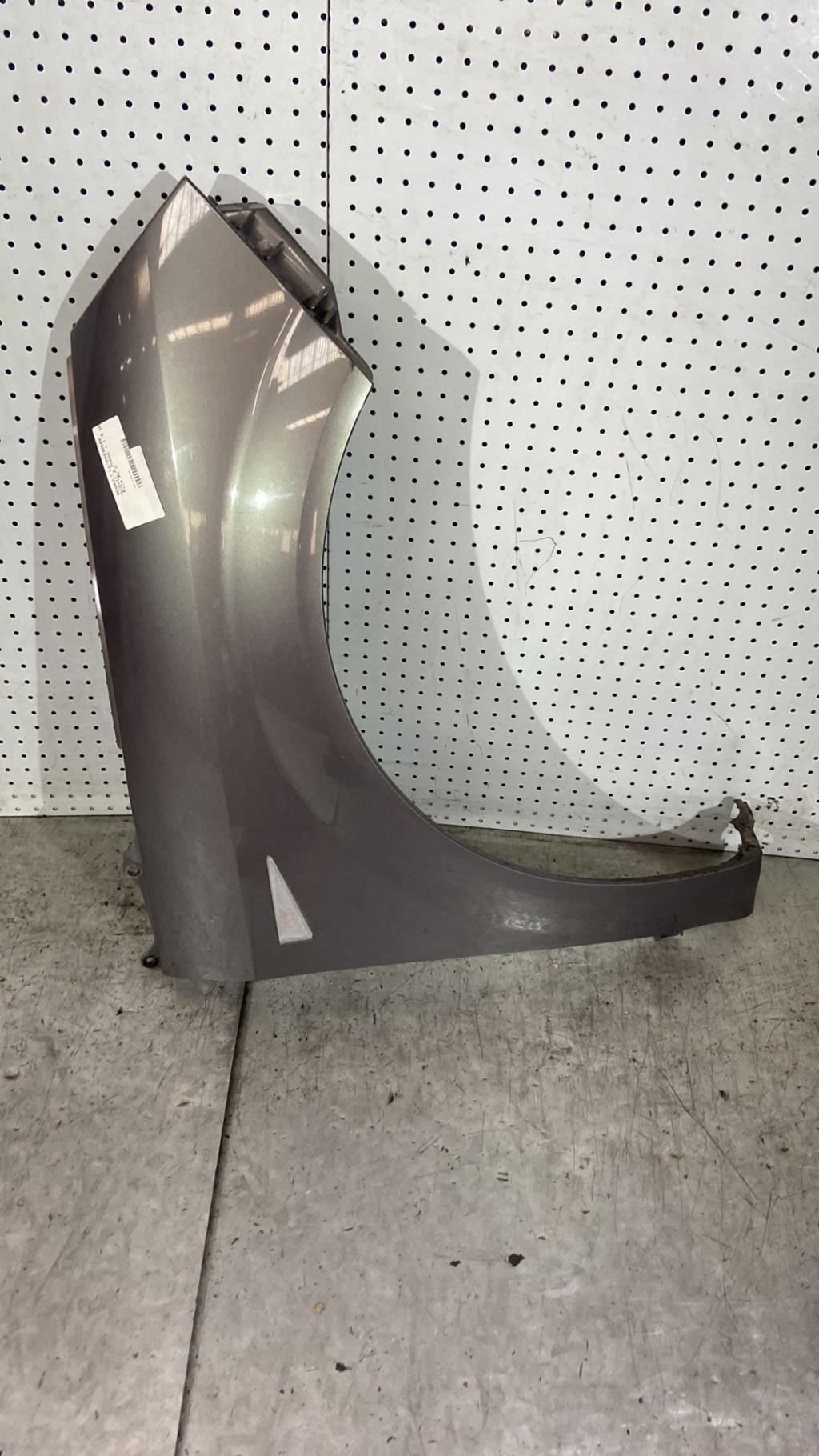 Aile avant droit RENAULT SCENIC 2 PHASE 1  - 1