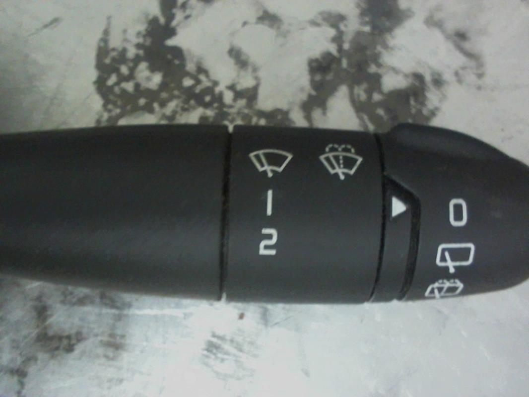 Commodo d'essuie glaces RENAULT CLIO 2 PHASE 1 Diesel - 1