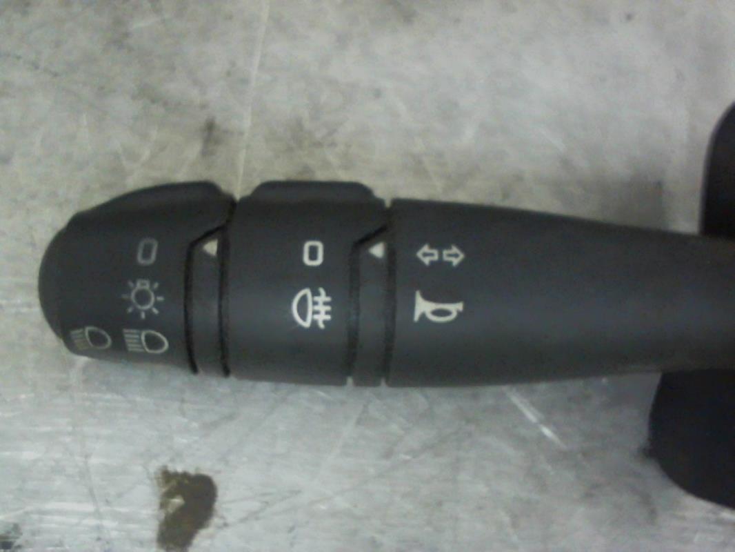 Commodo phare RENAULT CLIO 2 PHASE 1 Diesel - 1