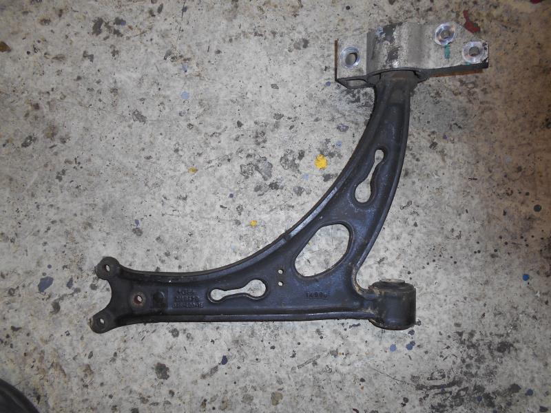 Triangle avant gauche VOLKSWAGEN EOS CABRIO PHASE 1 Diesel - 1