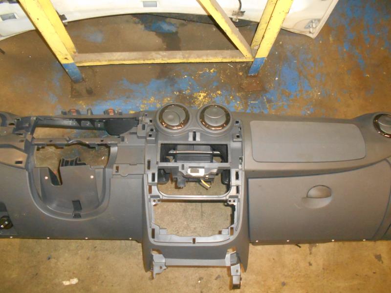 Tableau de bord DACIA DUSTER 1 PHASE 1  - 1