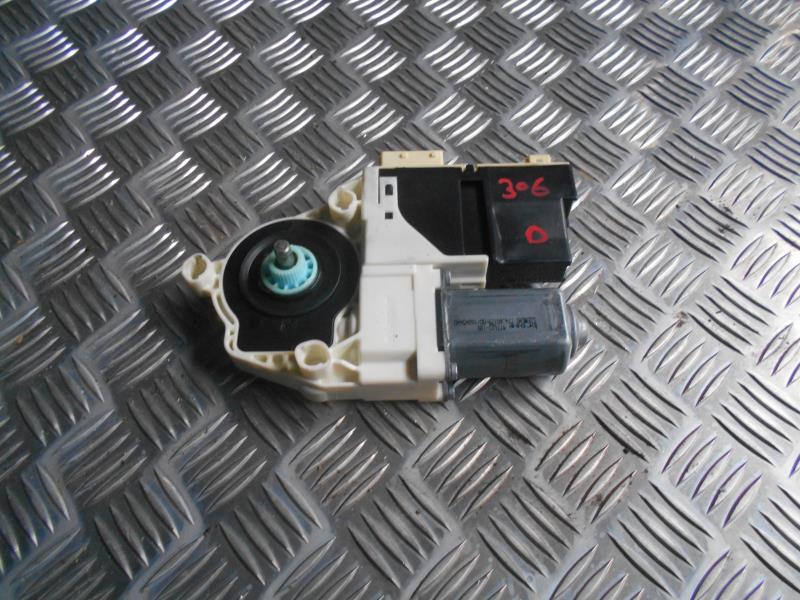 Motore alzacristalli anteriore destro PEUGEOT 307 PHASE 1 Diésel - 1