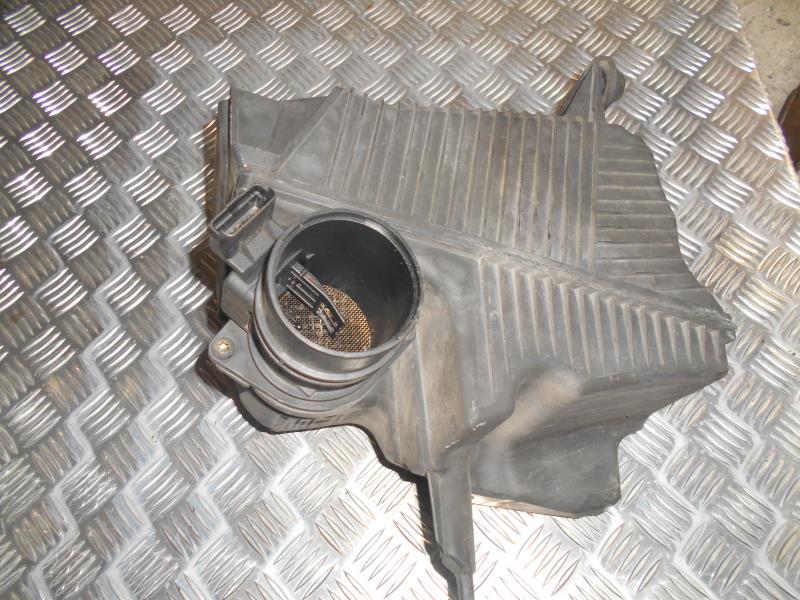 Boite a air RENAULT MEGANE 2 PHASE 1 CABRIOLET Diesel - 1