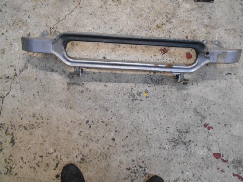 Traversa rinforzo paraurti anteriore PEUGEOT 407 PHASE 1 BREAK Diésel - 1