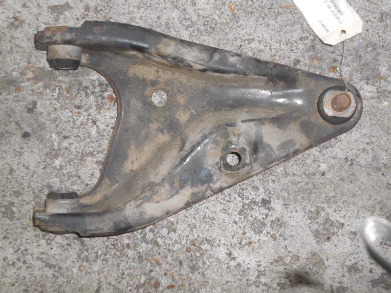 Triangolo anteriore destro DACIA SANDERO 1 Gasolina - 1