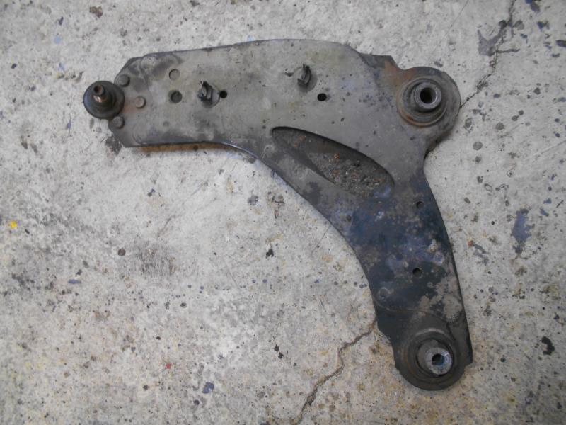 Triangle avant gauche RENAULT TRAFIC 2 PHASE 2 Diesel - 1
