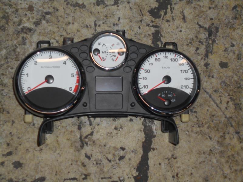 Compteur PEUGEOT 207 PHASE 2 Diesel - 1